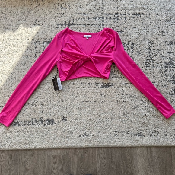 NWT- Area Stars Pink Criss Crossed Cropped Long Sleeve Sz M - Picture 6 of 12